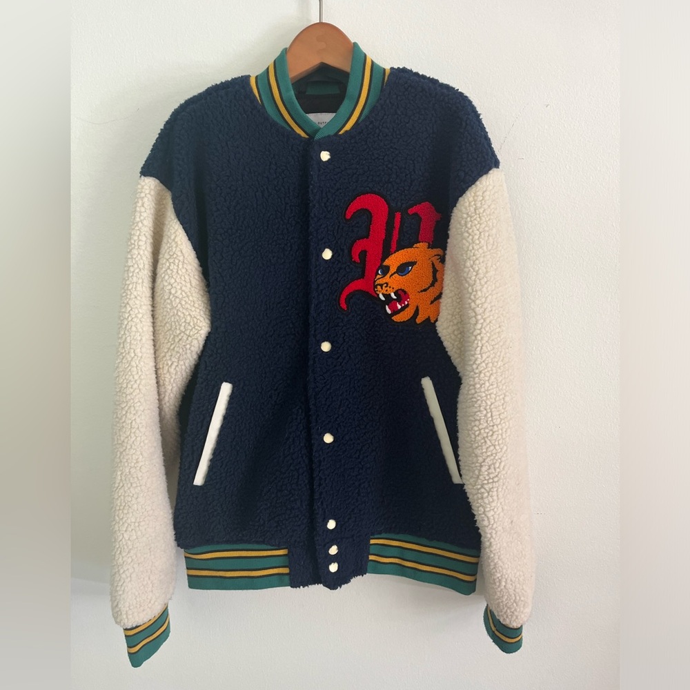 Urban Outfitters Fleece Varsity Jacket with White Tiger Patch Men’s Size Small